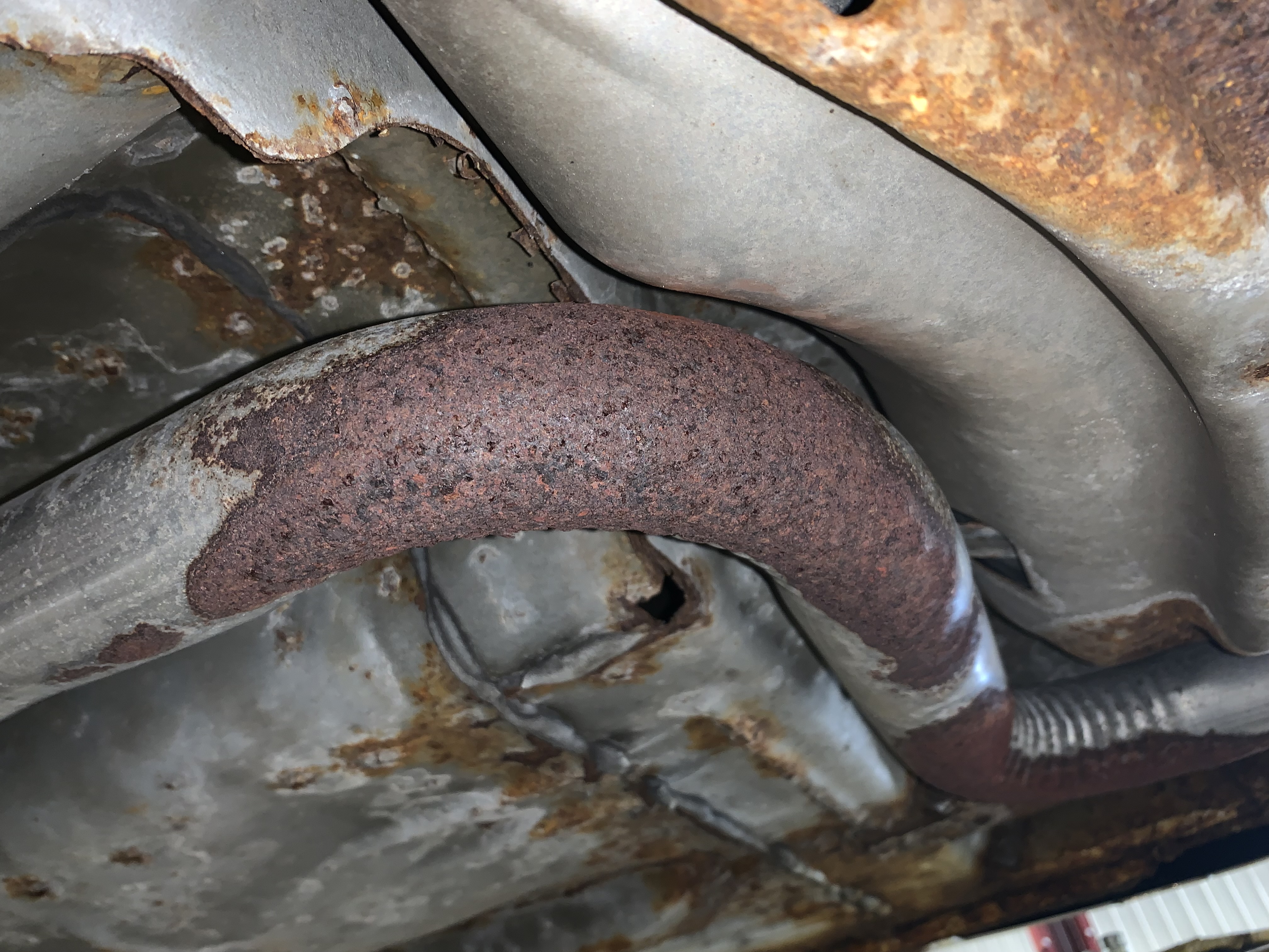 Rust on Exhaust Pipe | Lou's Car Care Center, Inc.